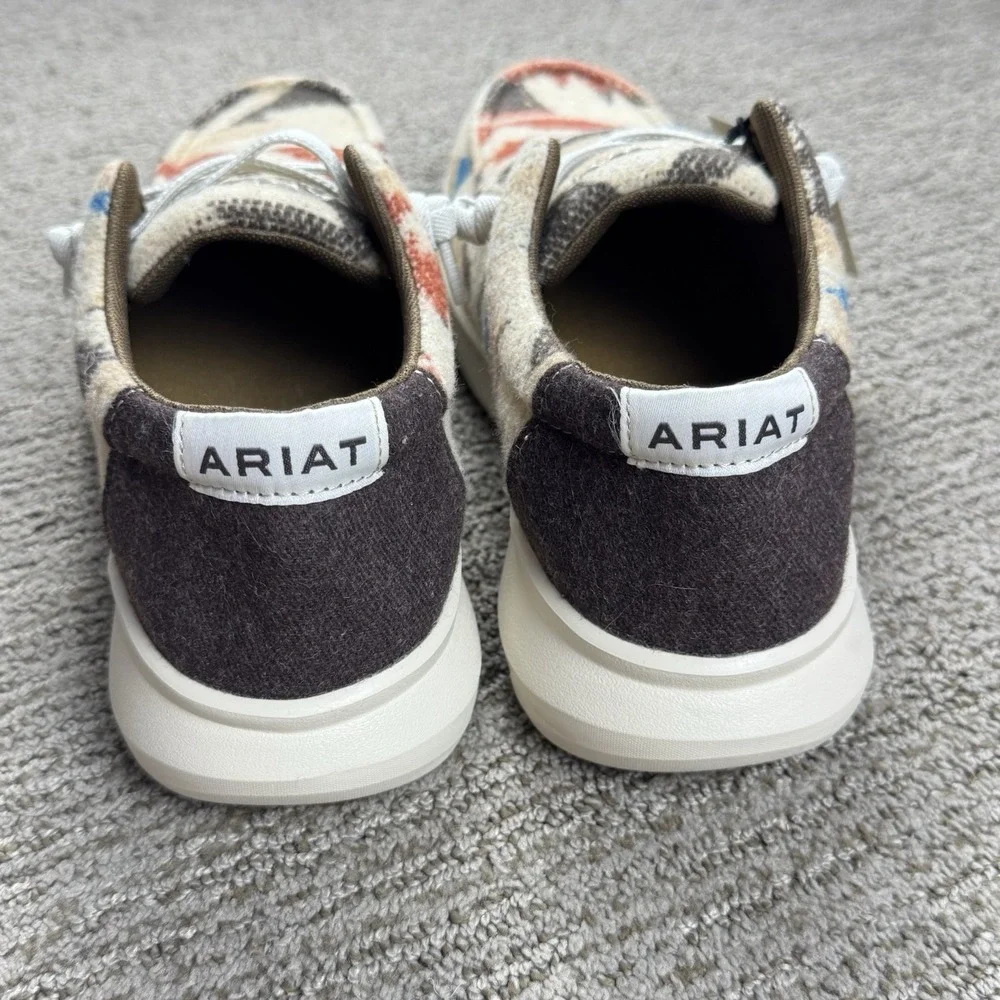 Ariat new tags